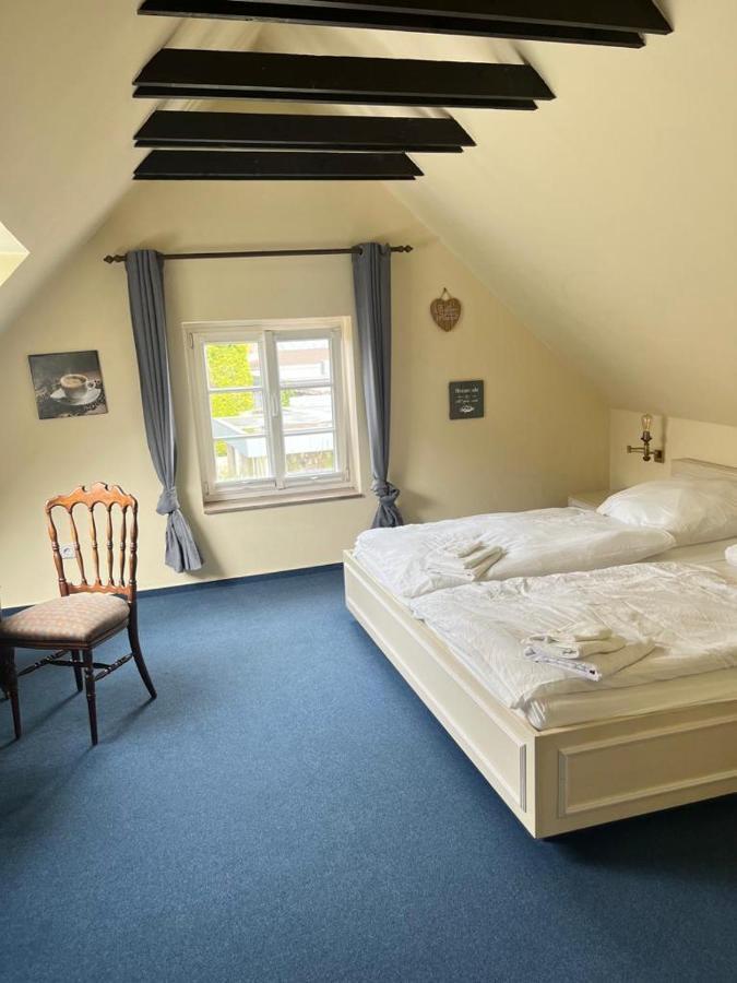 Historischer Gasthof Kaisermuehle - Hotel & Restaurant Viersen Zentrum ภายนอก รูปภาพ